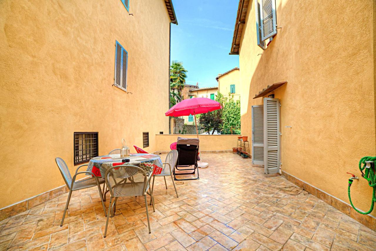 Alfio'S Apartment In سيينا المظهر الخارجي الصورة
